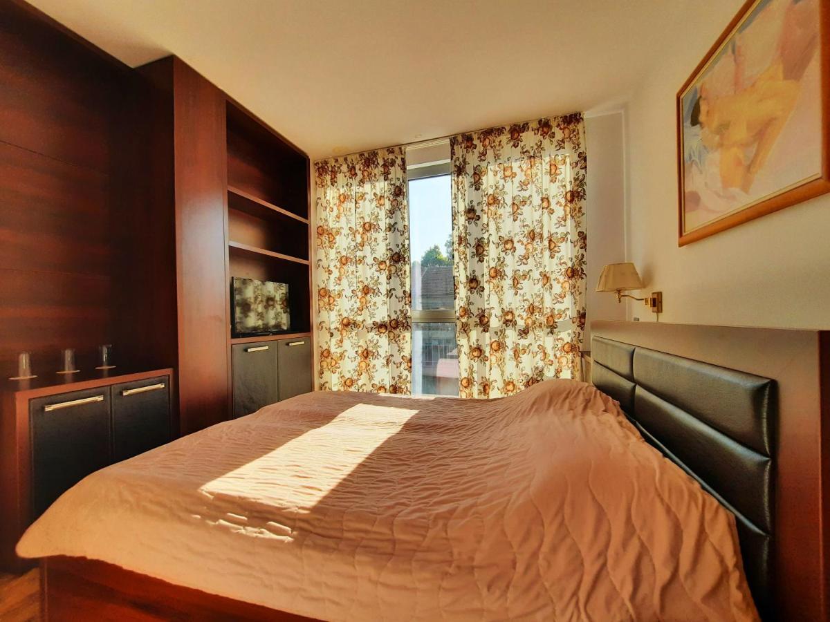 Hotel City Pleven Eksteriør bilde